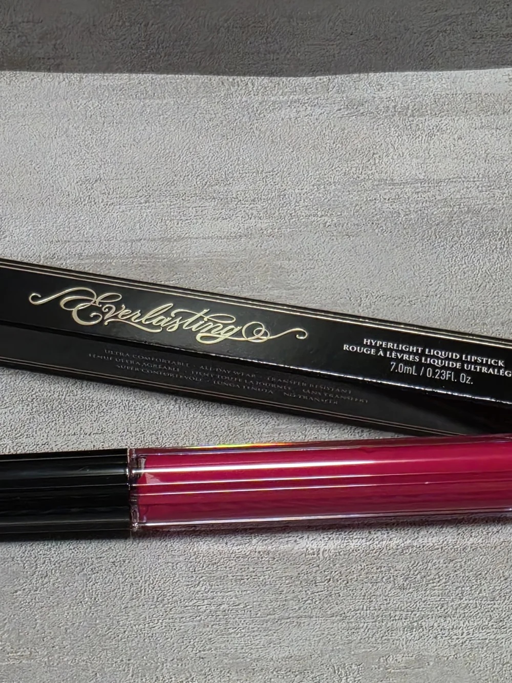 Kat Von D Everlasting Liquid Lipstick in Bright Fuchsia (Scarlet Pearl)